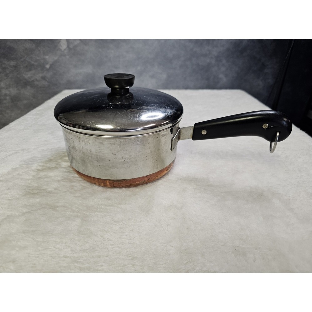Revere Ware Copper Bottom 1.5 QT Sauce Pan With Lid Patent 2272609
